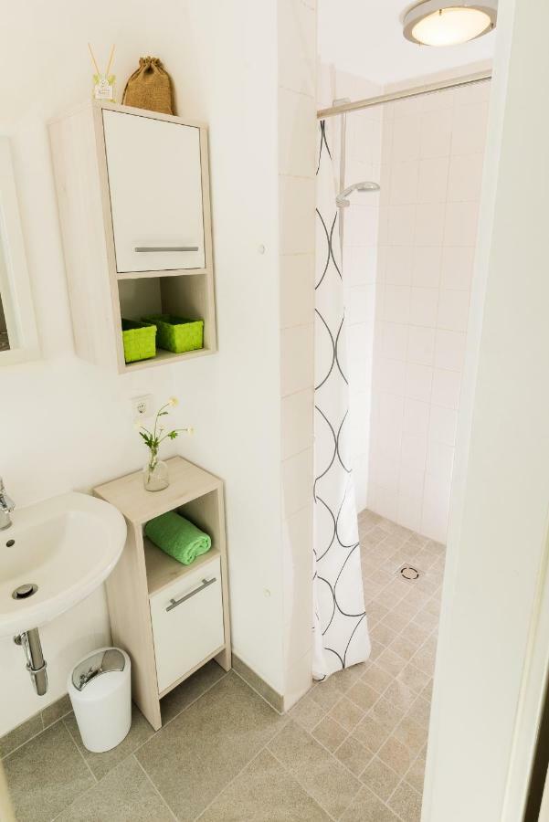 Weserwohnung - Bootshaus Urlaub Am Wasser Hamelin Buitenkant foto