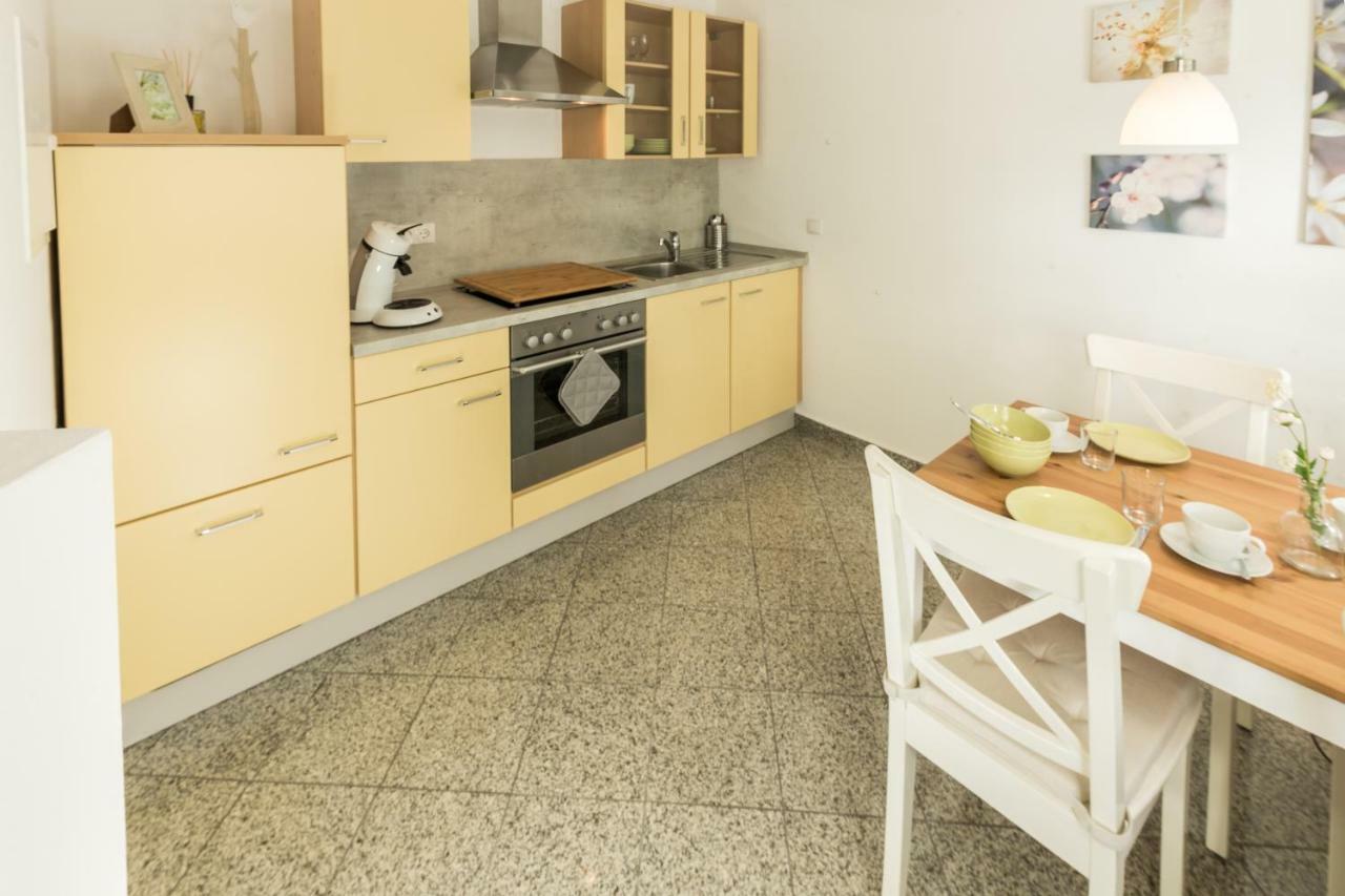 Weserwohnung - Bootshaus Urlaub Am Wasser Hamelin Buitenkant foto
